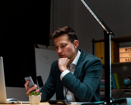 From Side Hustle to CEO: The 5 Financial Milestones You Must Hit Before Going Full-Time