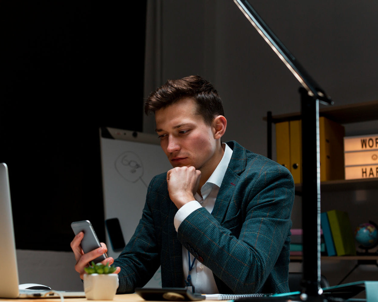 From Side Hustle to CEO: The 5 Financial Milestones You Must Hit Before Going Full-Time